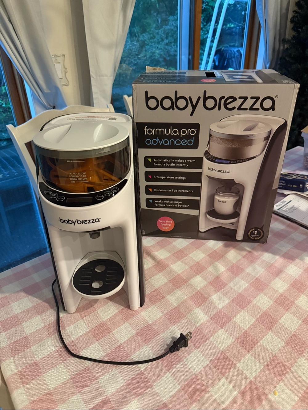 Baby Brezza Formula Pro Advanced Baby Formula Dispenser - White